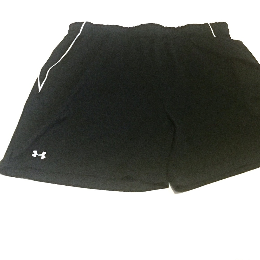 Under Armour Shorts (Women)